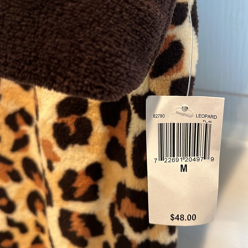 NWT 🐆 Leopard Print One Piece Zip Up Pajamas / Costume w Hood - Picture 8 of 9